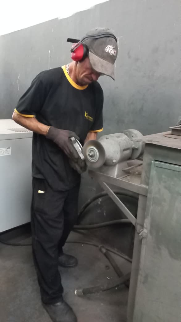 Empatia no atendimento técnico: traduzindo termos complexos em soluções simples